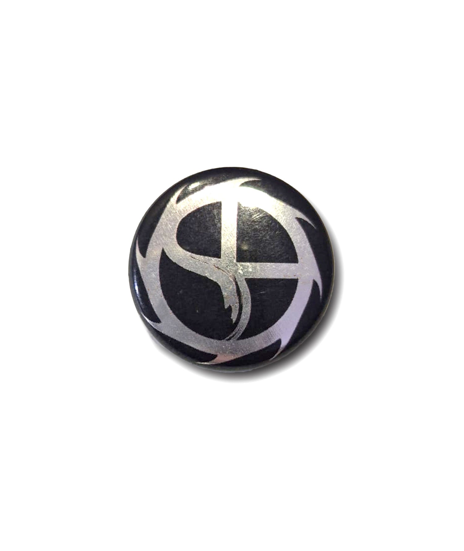 Button Logo Silber Metallic