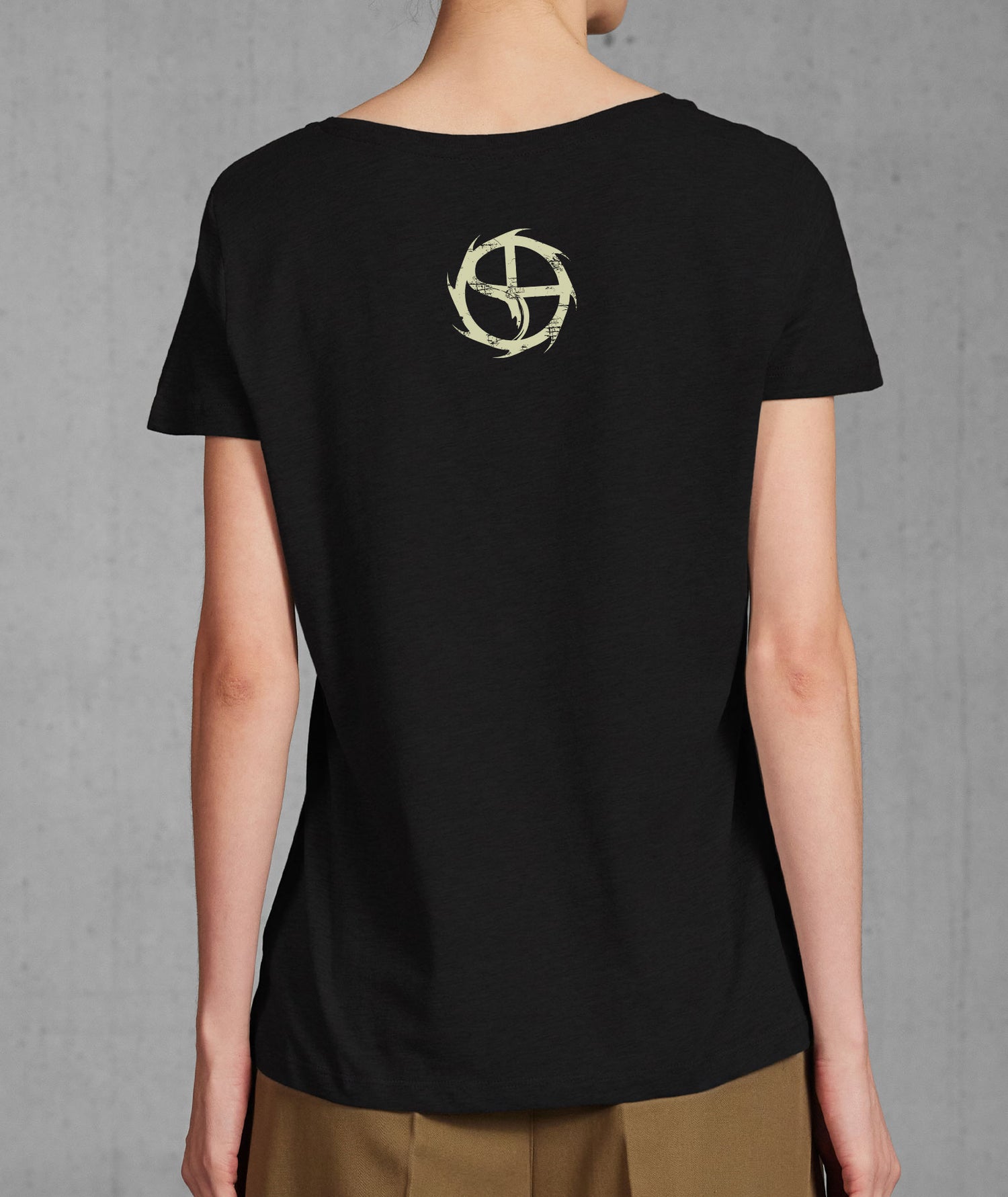 Women's T-Shirt "Nothing's Wrong"